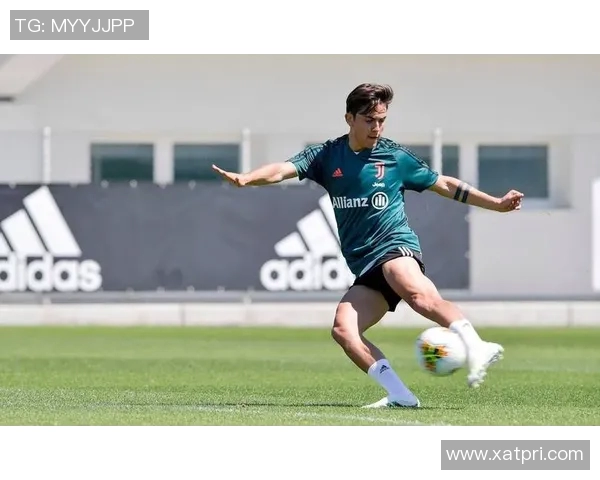 足球天才迪巴拉背影揭示成长历程与成就轨迹